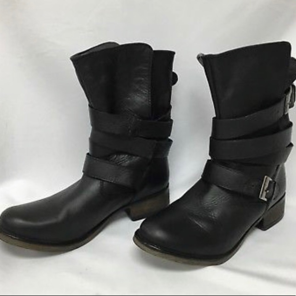 Wrap Black Steve Madden Boots